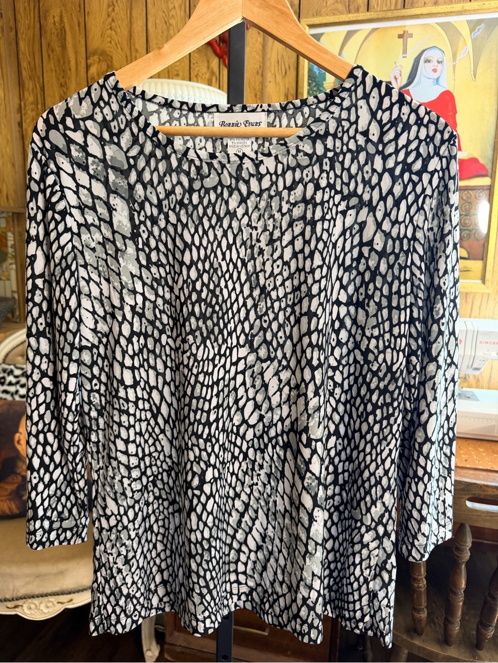 Bonnie Evans Abstract Animal Patterned Long-Sleeve Slinky Blouse